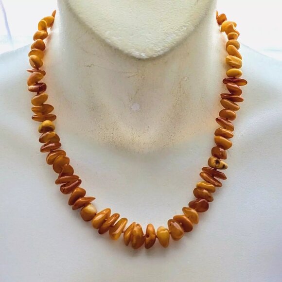Egg Yolk Victorian Amber Necklace Necklaces :: Beaded :: Vintage